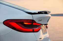2017 BMW 6-series GT image gallery