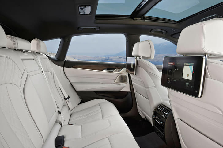 2017 BMW 6-series GT image gallery