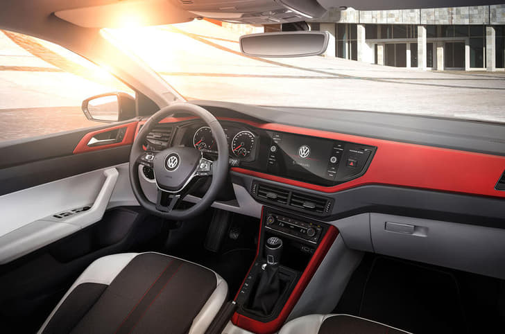2018 Volkswagen Polo image gallery