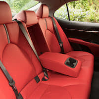 2017 Toyota Camry image gallery