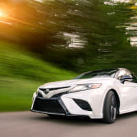 2017 Toyota Camry image gallery