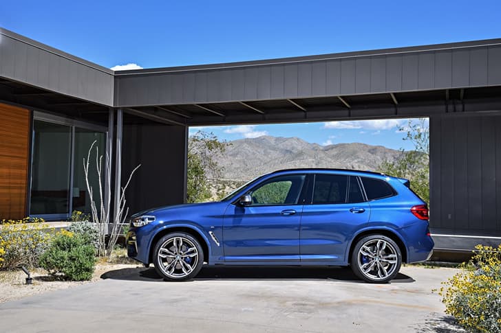 2018 BMW X3 image gallery