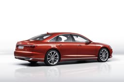 2017 Audi A8 image gallery