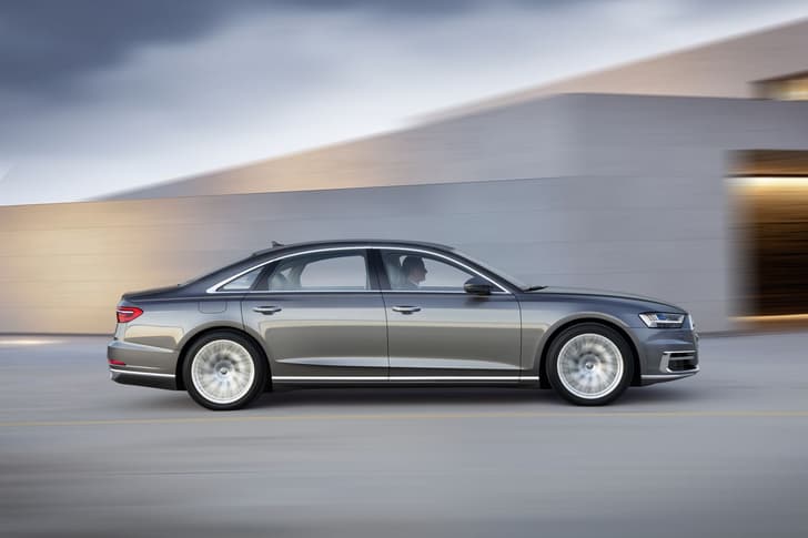 2017 Audi A8 image gallery