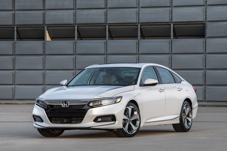 2018 Honda Accord image gallery