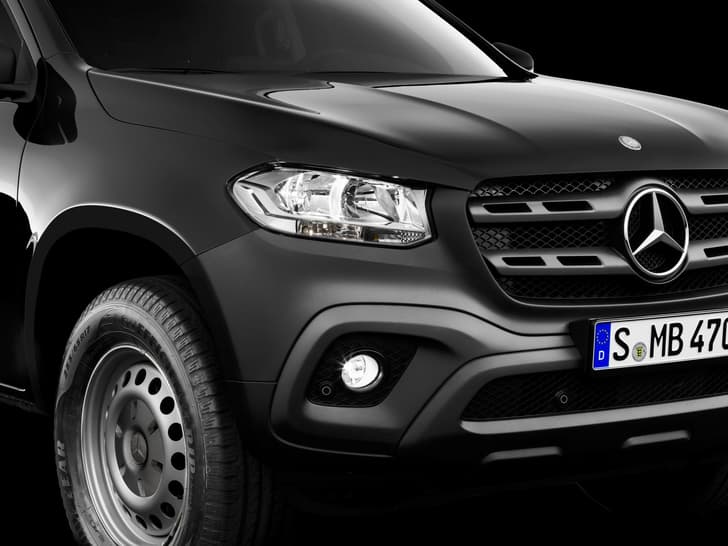 2018 Mercedes X-Class pickup image gallery