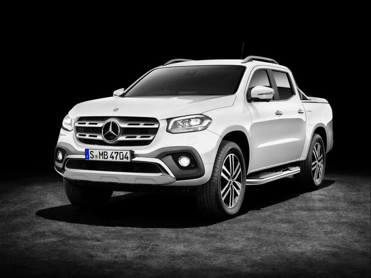 2018 Mercedes X-Class pickup image gallery