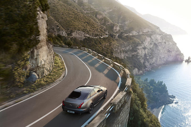 2018 Jaguar XJR575 image gallery