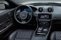 2018 Jaguar XJR575 image gallery