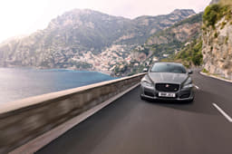 2018 Jaguar XJR575 image gallery