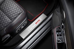 2018 Jaguar XJR575 image gallery