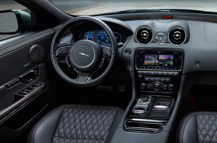 2018 Jaguar XJR575 image gallery