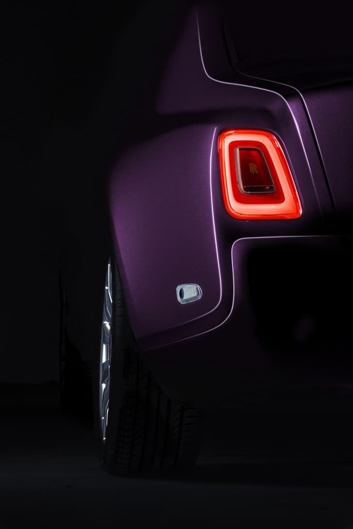 2018 Rolls-Royce Phantom image gallery