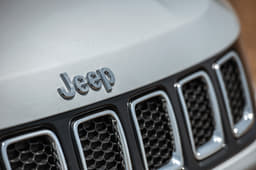 2017 Jeep Compass image gallery