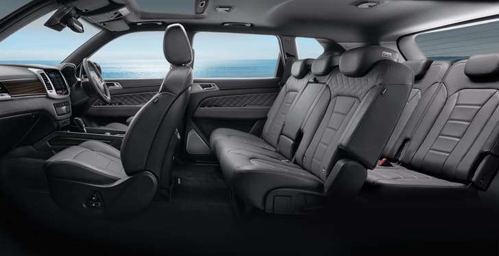 2017 SsangYong Rexton image gallery