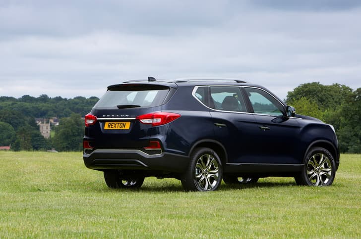 2017 SsangYong Rexton image gallery