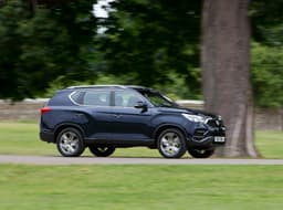 2017 SsangYong Rexton image gallery