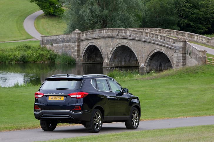 2017 SsangYong Rexton image gallery