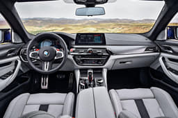 New 2018 BMW M5 image gallery