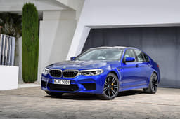 New 2018 BMW M5 image gallery