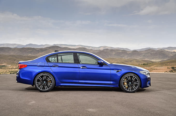 New 2018 BMW M5 image gallery