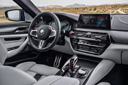 New 2018 BMW M5 image gallery