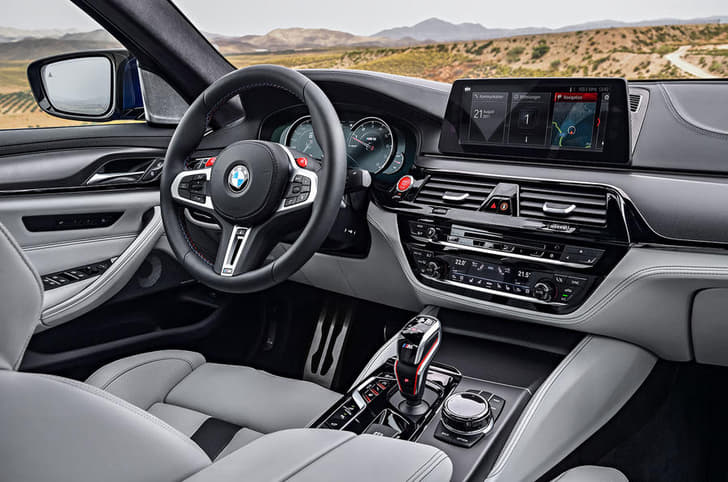 New 2018 BMW M5 image gallery