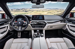 New 2018 BMW M5 image gallery