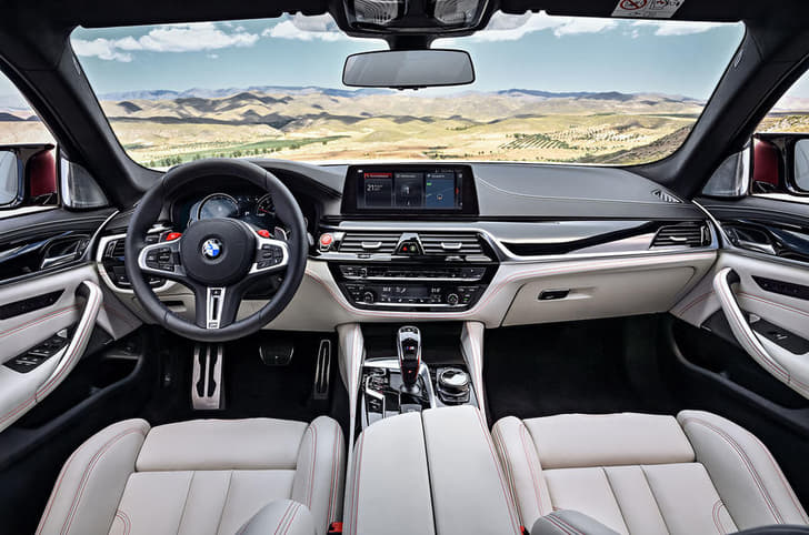 New 2018 BMW M5 image gallery
