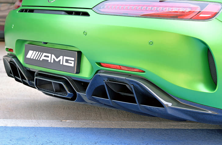 2017 Mercedes-AMG GT R image gallery