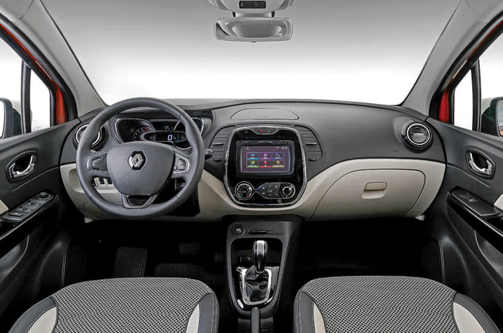 2017 Renault Captur image gallery