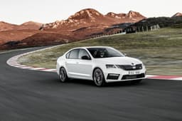 2017 Skoda Octavia RS image gallery