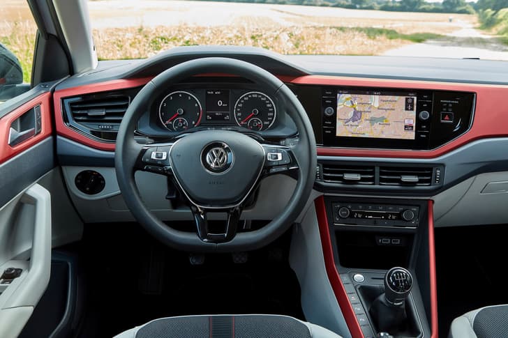 2018 Volkswagen Polo image gallery