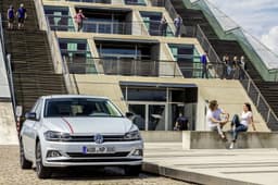 2018 Volkswagen Polo image gallery