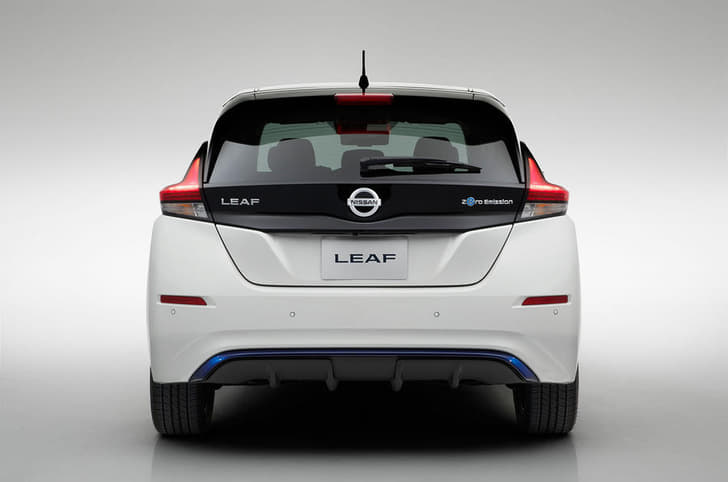 2018 Nissan Leaf image gallery