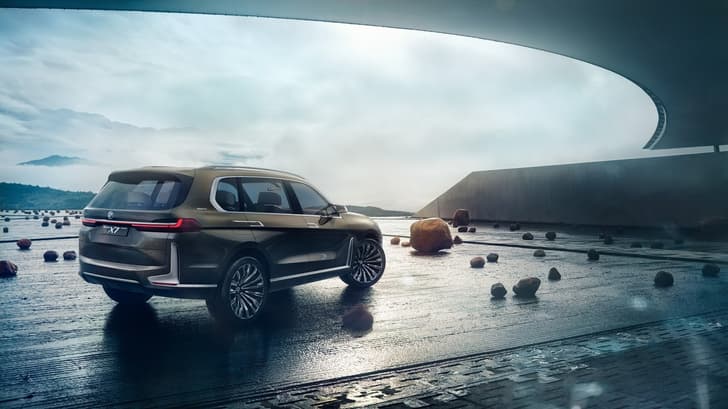 Bmw X7 Rear View Bmw X7 Rear View
