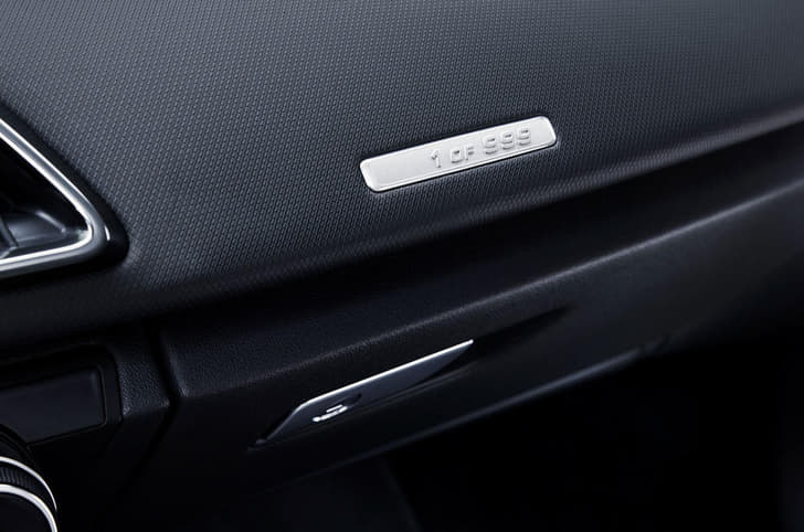 2017 Audi R8 V10 RWS image gallery