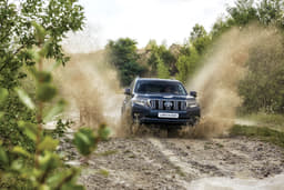 2017 Toyota Land Cruiser Prado image gallery
