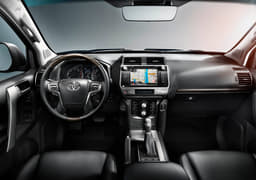 2017 Toyota Land Cruiser Prado image gallery