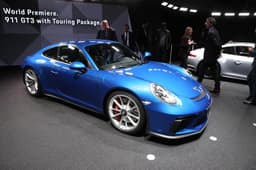Porsche 911 GT3 Touring Package.