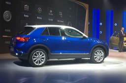 2018 Volkswagen T-Roc image gallery