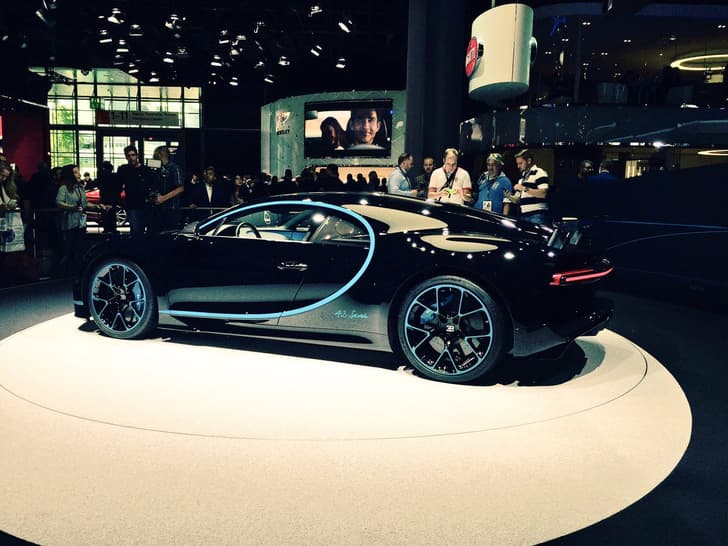 The Bugatti Chiron has just set the world record managing the 0-400kph-0 sprint in 42 seconds.