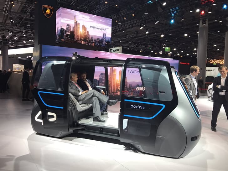 Volkswagen Sedric concept previews self-driving pod-like vehicle.