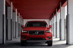 2017 Volvo XC40 image gallery