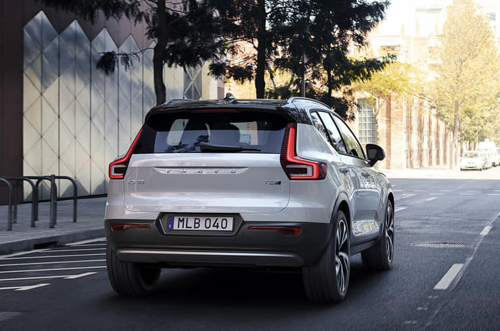 2017 Volvo XC40 image gallery