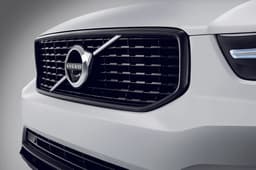 2017 Volvo XC40 image gallery