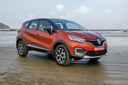 2017 Renault Captur image gallery