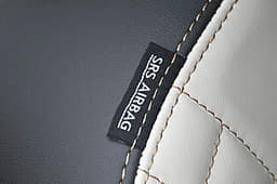 2017 Renault Captur image gallery