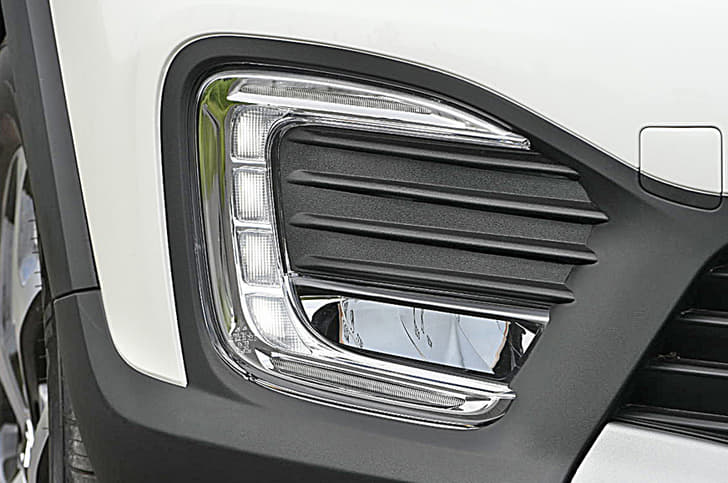 2017 Renault Captur image gallery