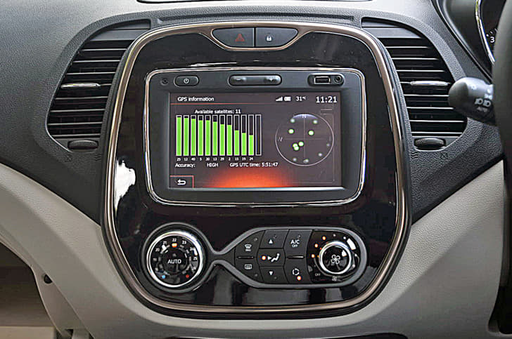 2017 Renault Captur image gallery